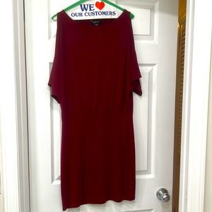 Gorgeous burgundy dress- Loose top/form fitting bottom jersey/adjustable length